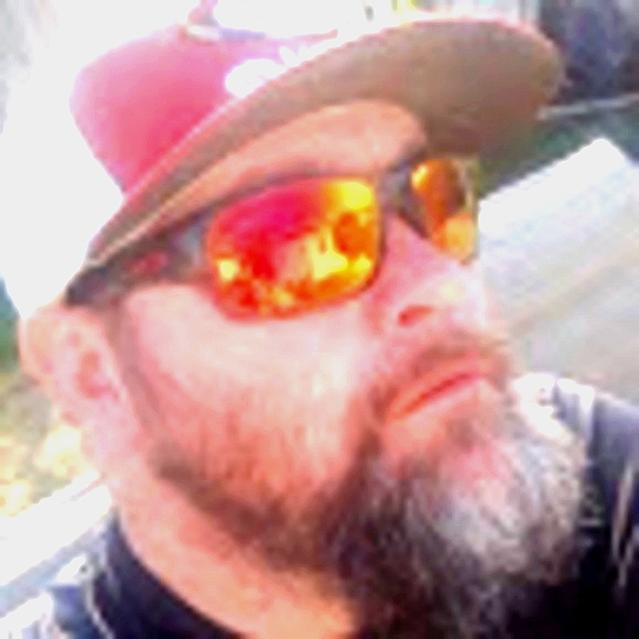 Meet your Posher, Tyler - Picture 1 of 15